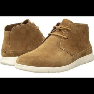 BNIB DUSTIN CHUKKA UGGS CHESTNUT